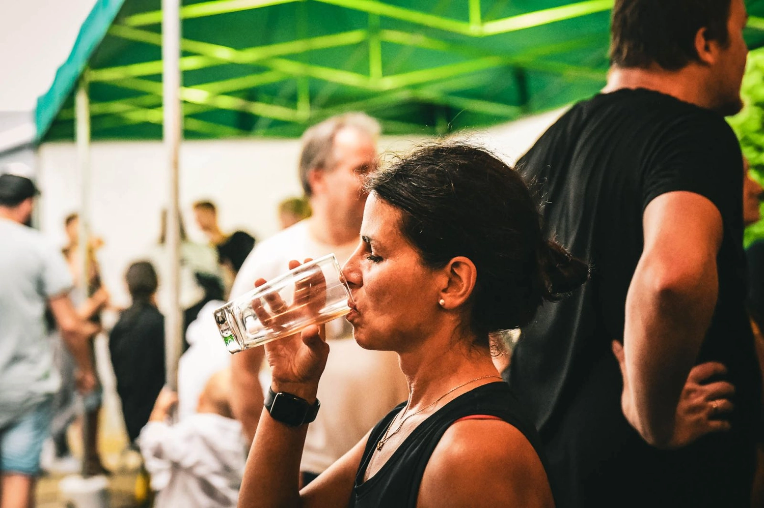 Lessigs Brauwerkstatt GmbH - Frauen beim Bier